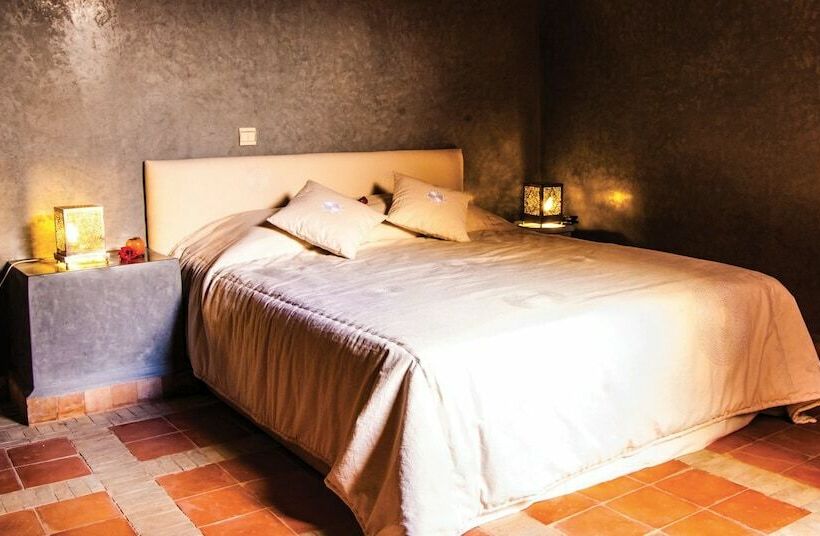 Номер Deluxe, Tigmi Kenza