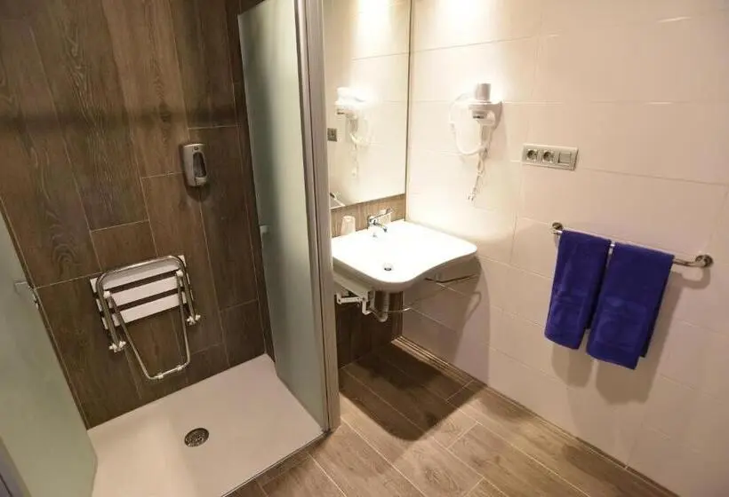 اتاق استاندارد برای معلولان, Tc Hotel Doña Luisa