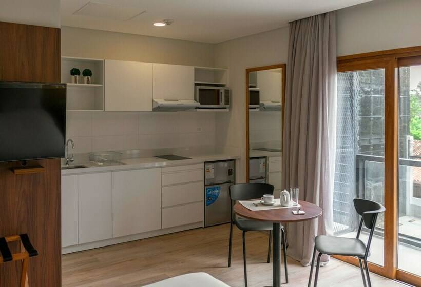 Quarto Estandar, Five Hotel & Residences