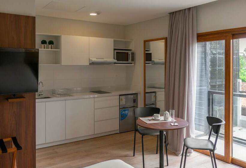 스탠다드 룸, Five Hotel & Residences