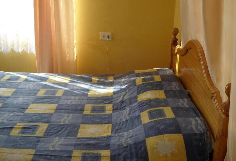 Номер Стандарт, Hostal Playa Brava