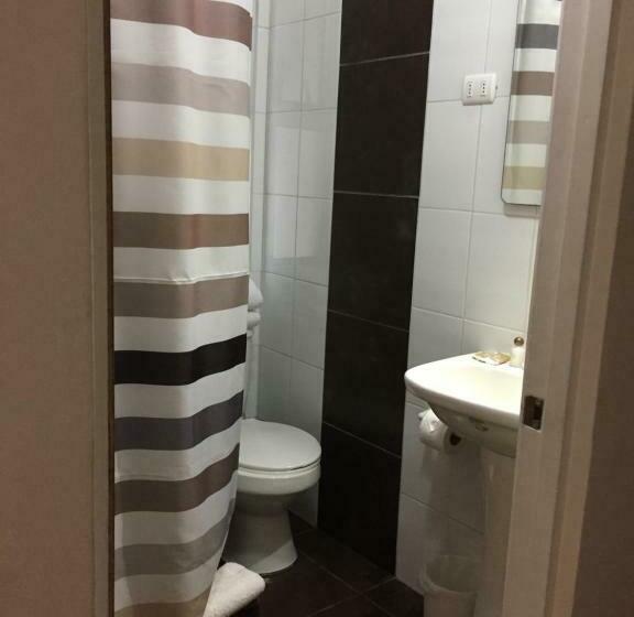 スタンダードルーム, Hostal Recreo