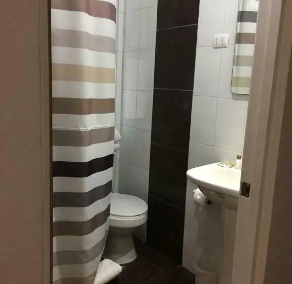 スタンダードルーム, Hostal Recreo