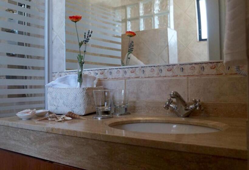 Четырехместный Номер Стандарт, Atankalama