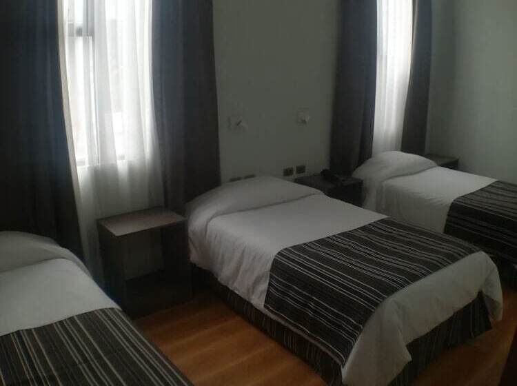 스탠다드 룸, Baquedano Boulevard