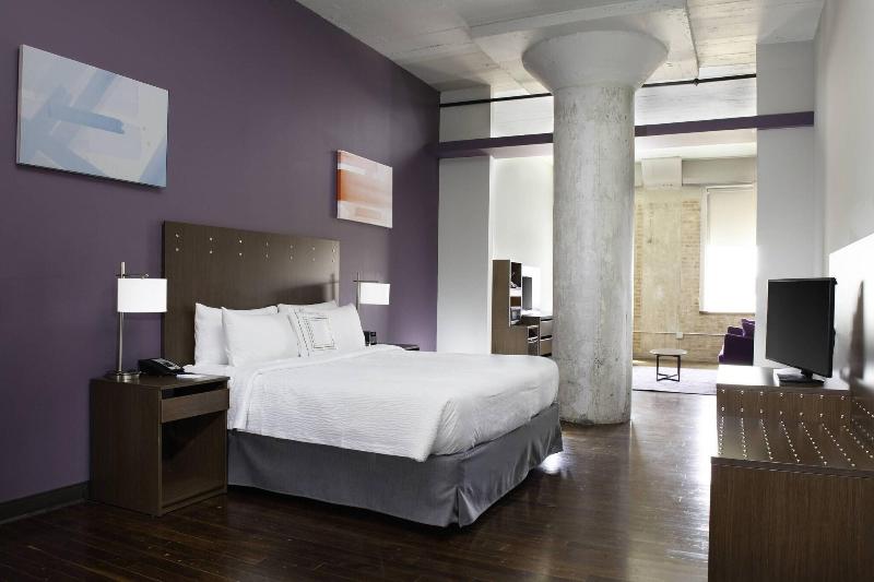 غرفة قياسية سرير كينج, Fairfield Inn & Suites By Marriott Dallas Downtown