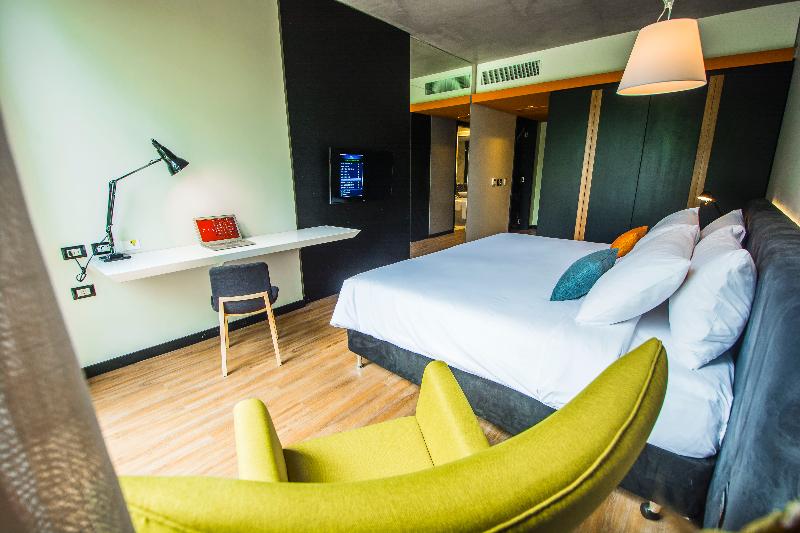 수피리어 룸, Five Hotel & Residences