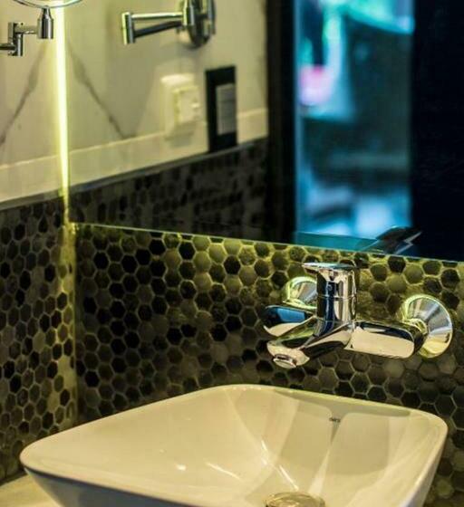 Quarto Estandar, Five Hotel & Residences