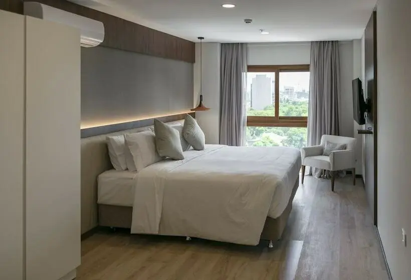 اتاق استاندارد, Five Hotel & Residences