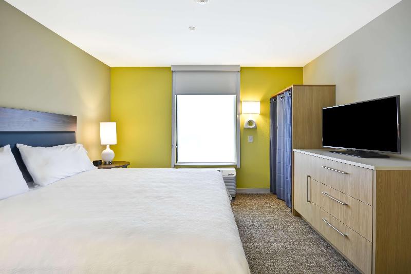 스위트 킹사이즈 침대, Home2 Suites By Hilton Decatur Ingalls Harbor