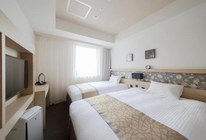 استودیوی استاندارد, Keihan Yodoyabashi