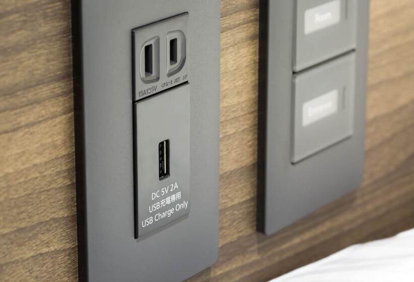 اتاق استاندارد سه نفره, Keihan Yodoyabashi