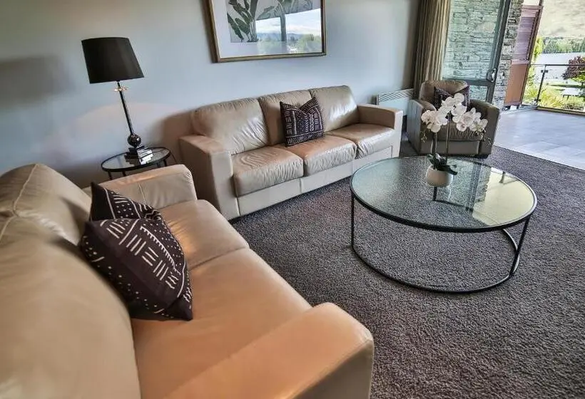 آپارتمان دلوکس 3 خوابه, Lakeside Apartments