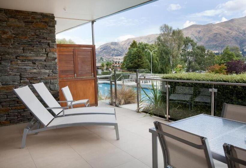 침실 2개 아파트, Lakeside Apartments