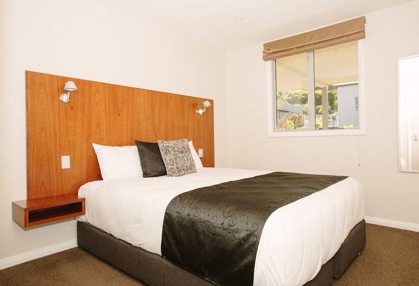 2침실 프리미엄 아파트, Lakeside Apartments