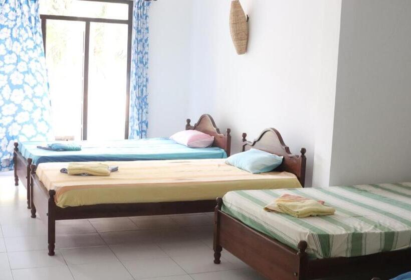 Семейный Номер, Long Beach Guest House