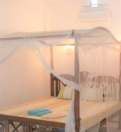 Номер Стандарт, Long Beach Guest House