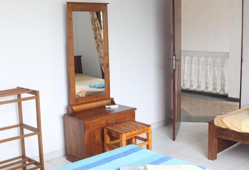 Номер Стандарт, Long Beach Guest House