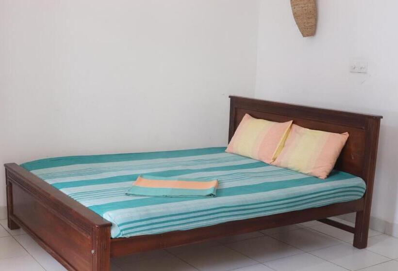 Номер Economy Индивидуальный, Long Beach Guest House