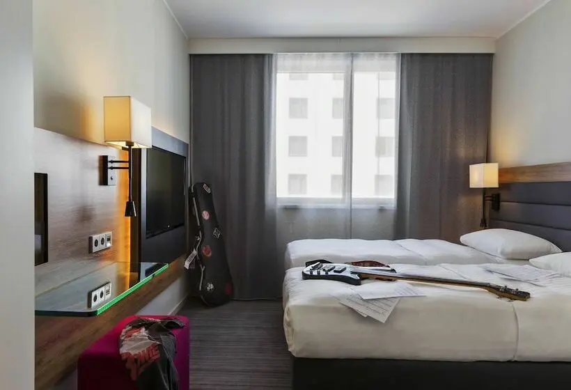 Standard-huone, Moxy Vienna Airport