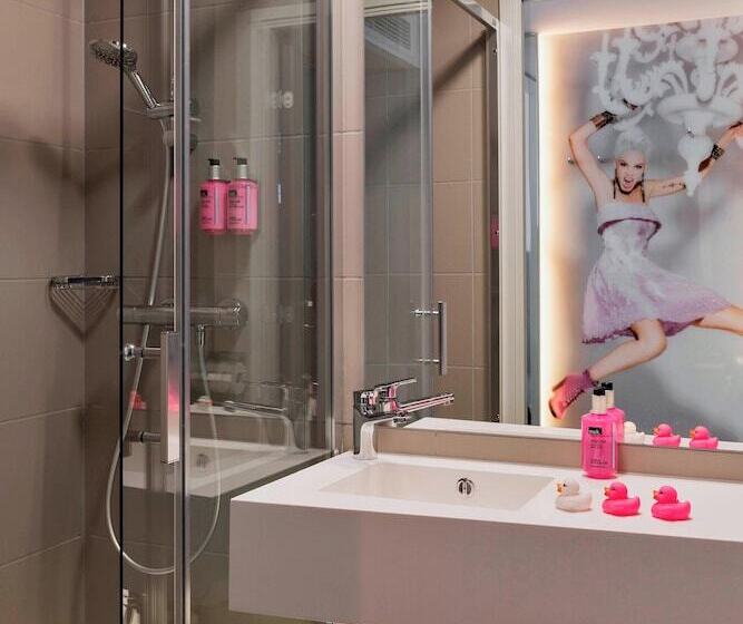 اتاق استاندارد, Moxy Vienna Airport