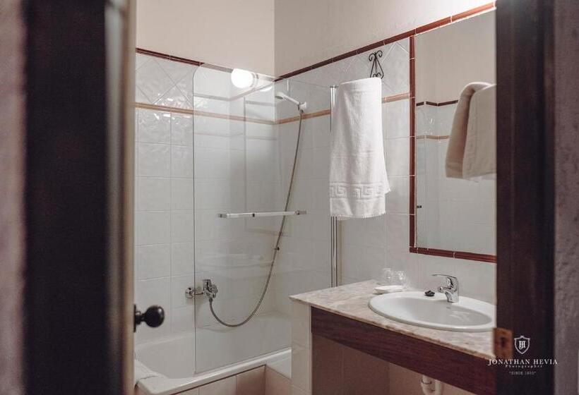 Номер Стандарт, Paraje Del Asturcon   Adults Only