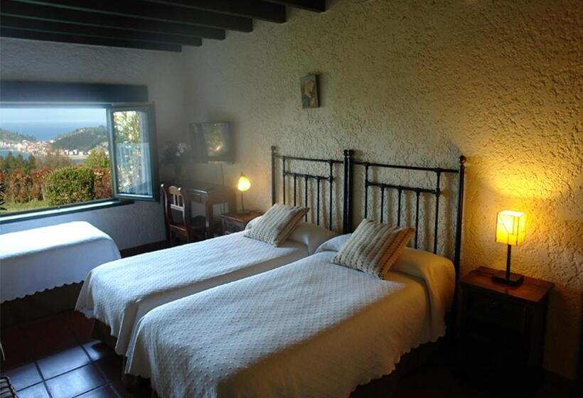 Номер Стандарт Трехместный, Paraje Del Asturcon   Adults Only