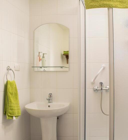 Quarto Standard Casa de Banho Partilhada, Pontoval B&b