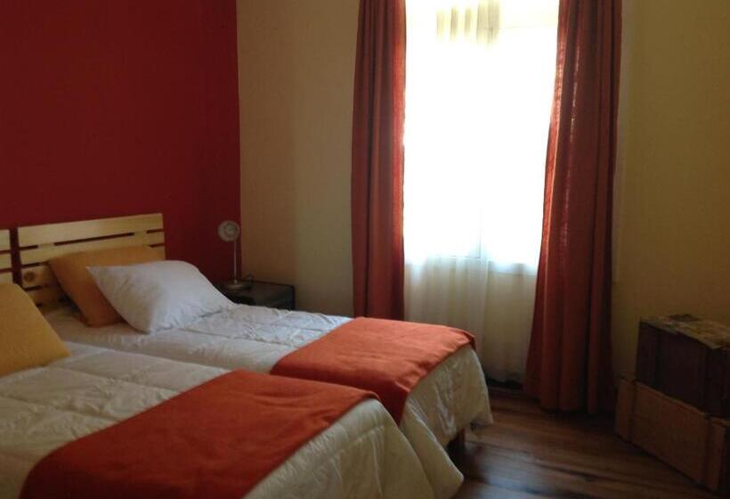 Quarto Standard Casa de Banho Partilhada, Pontoval B&b