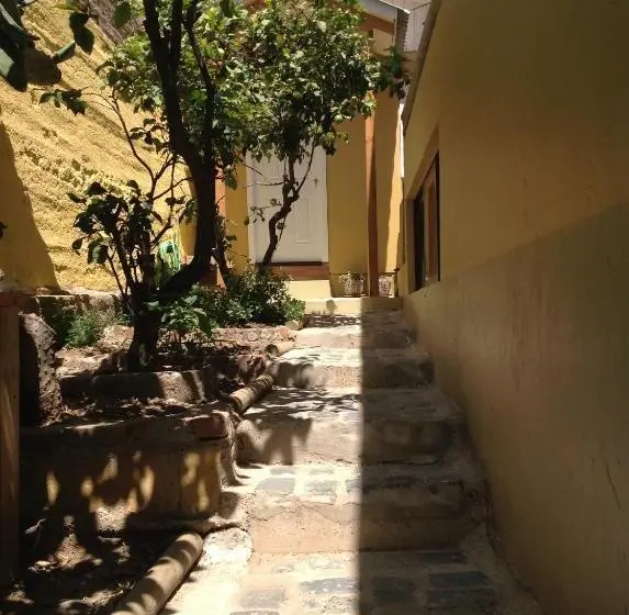 آپارتمان 1 خوابه, Pontoval B&b