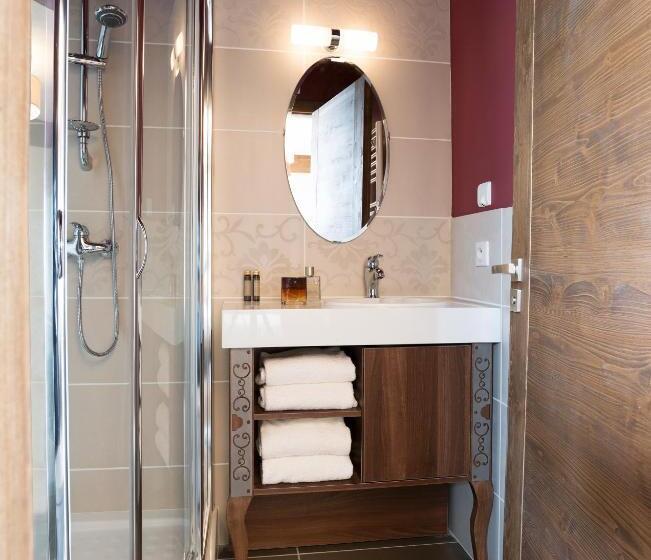 スイート(家族用), Le Hameau Du Kashmir