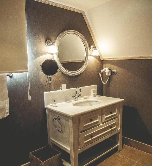 کابین, Sakit Gol   Silent Lake