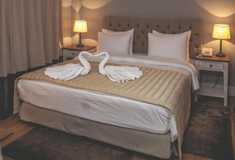 کابین, Sakit Gol   Silent Lake