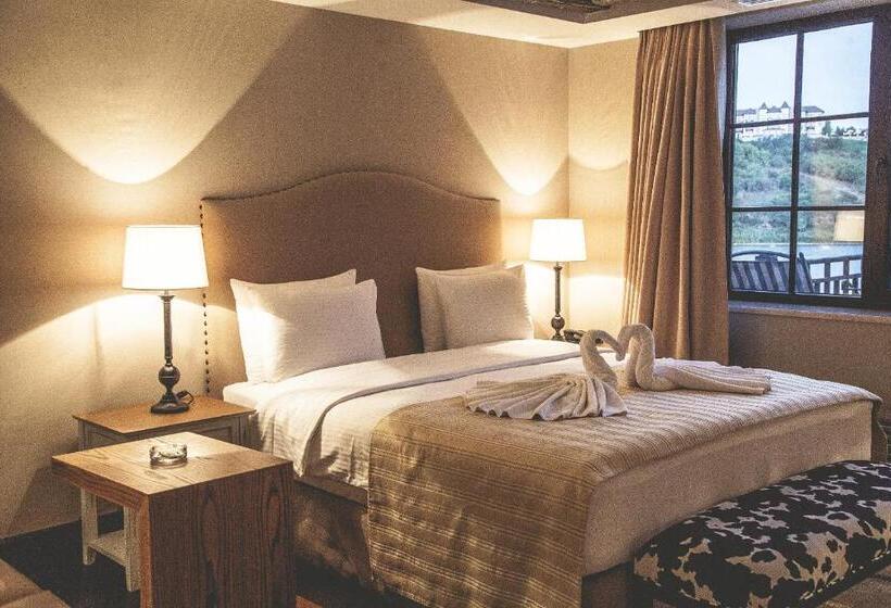 سوییت, Sakit Gol   Silent Lake