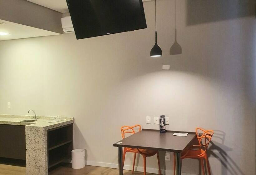 高级套房, Summit Suítes Pindamonhangaba