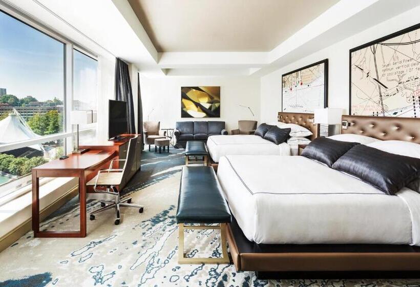 اتاق اجرایی با تخت بزرگ, The Tennessean Personal Luxury