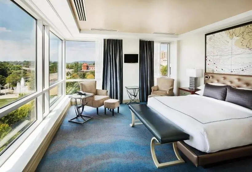 Sviitti Kaupungin Näkemystä, The Tennessean Personal Luxury