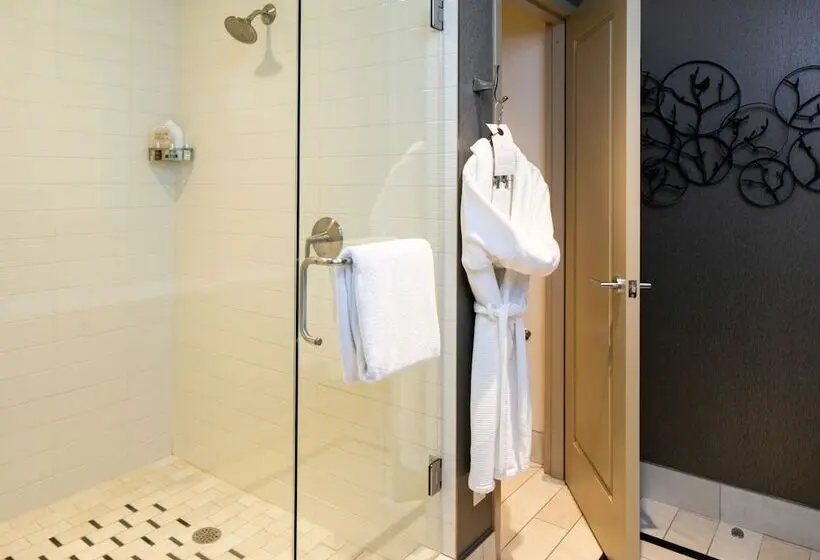 Premium Room City View, The Tennessean Personal Luxury