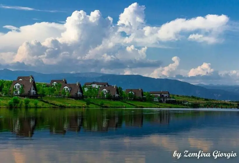 کابین, Sakit Gol   Silent Lake