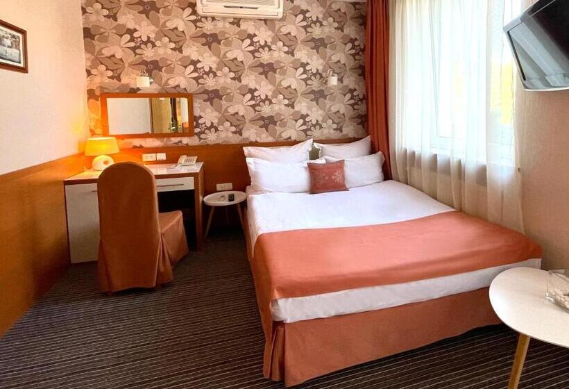 اتاق استاندارد, Economy Room In Hotel Eney