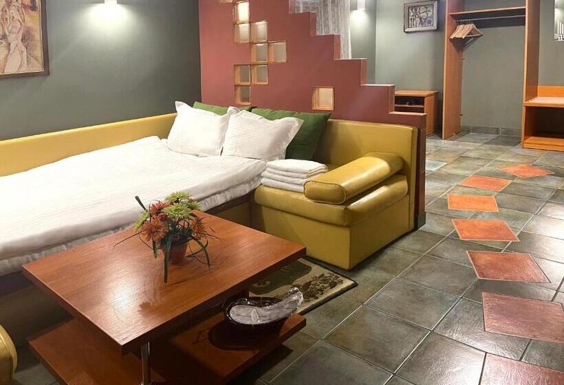 اتاق اکونومی, Economy Room In Hotel Eney