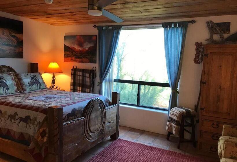 Номер Deluxe Одноместный, Spur Cross Inn