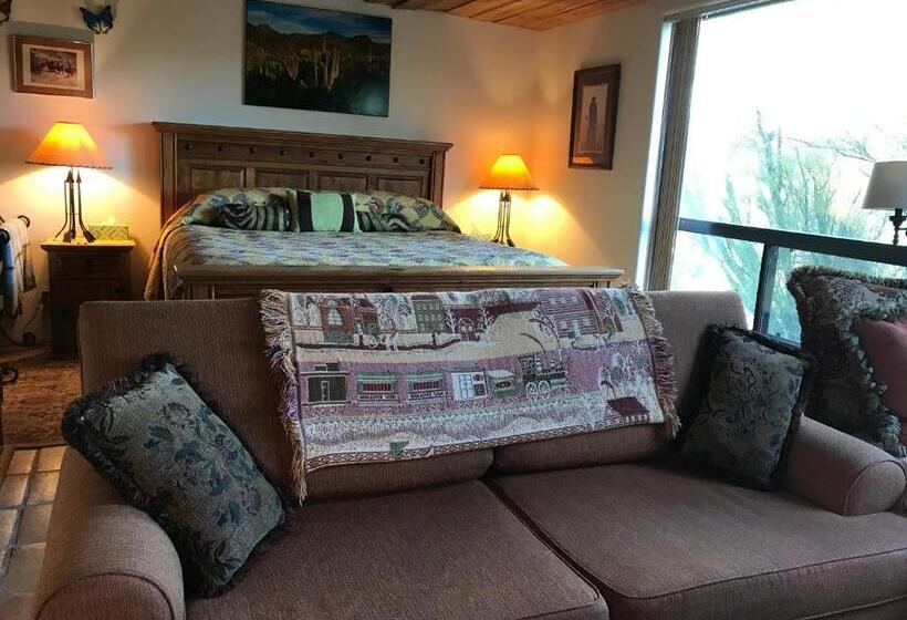 جناح ديلوكس سرير كينج, Spur Cross Inn