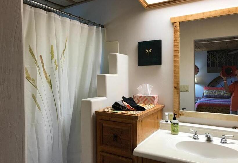 غرفة ديلوكس فردية, Spur Cross Inn