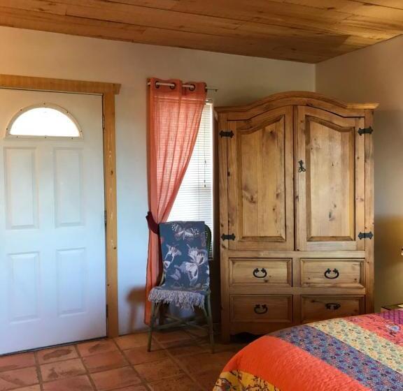 Номер Deluxe Одноместный, Spur Cross Inn