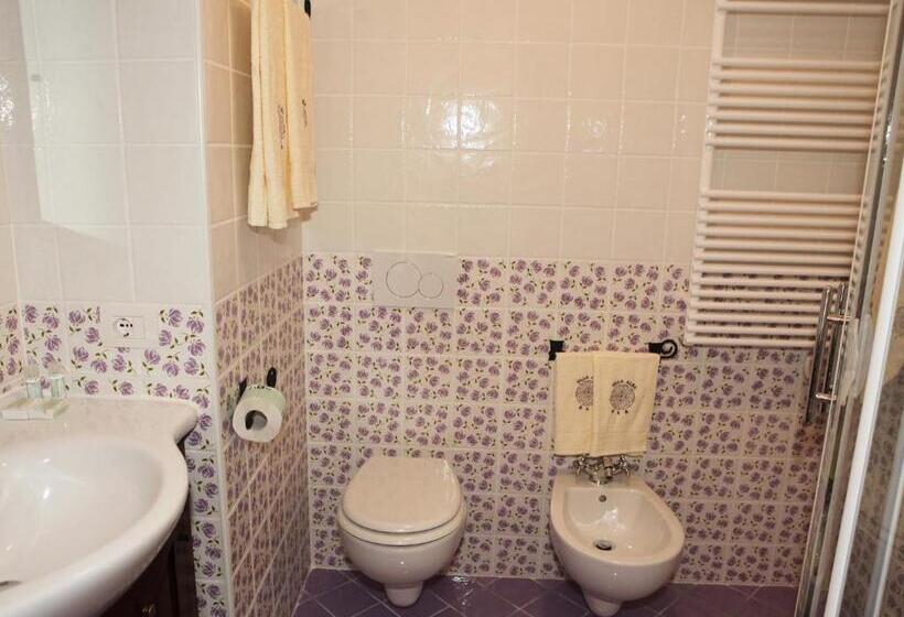 غرفة ديلوكس ثلاثية مطلة على البحر, Villa Alba