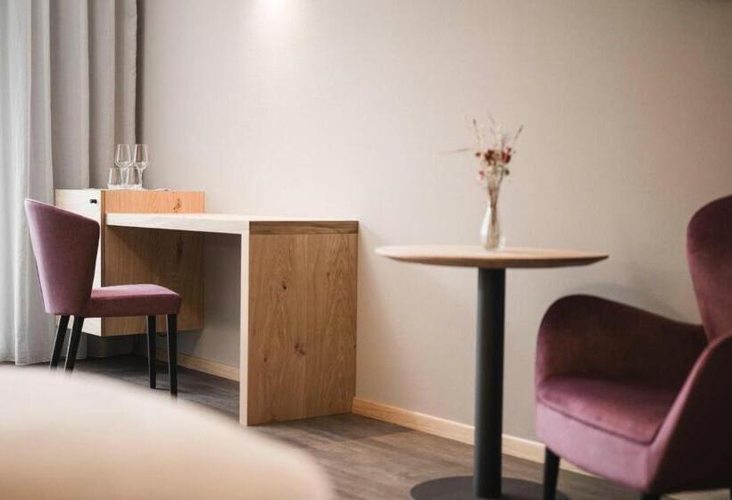 Люкс Вид на Сад, Familienhotel Viktoria