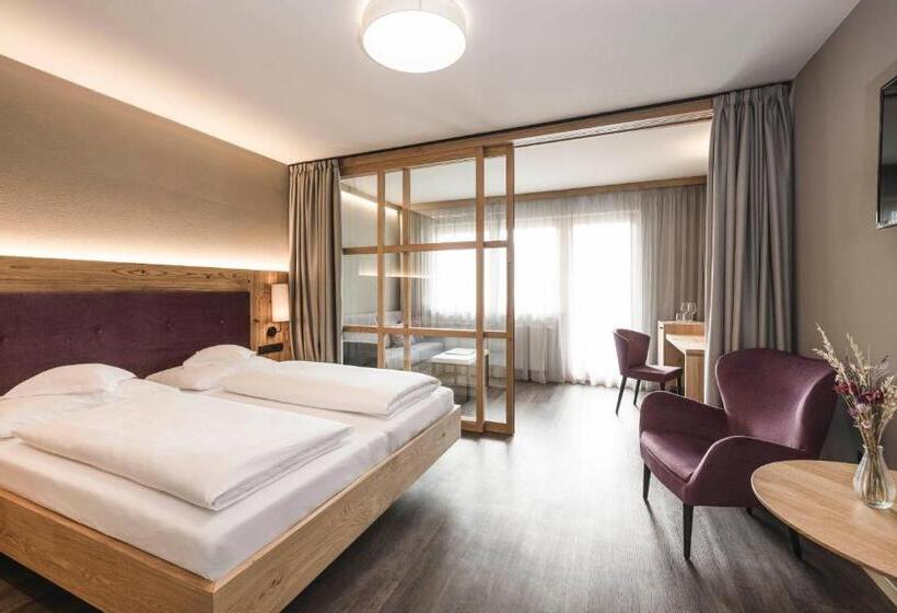 Люкс с Балконом, Familienhotel Viktoria