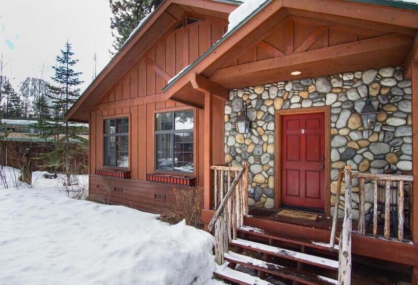 کابین, Black Bear Lodge