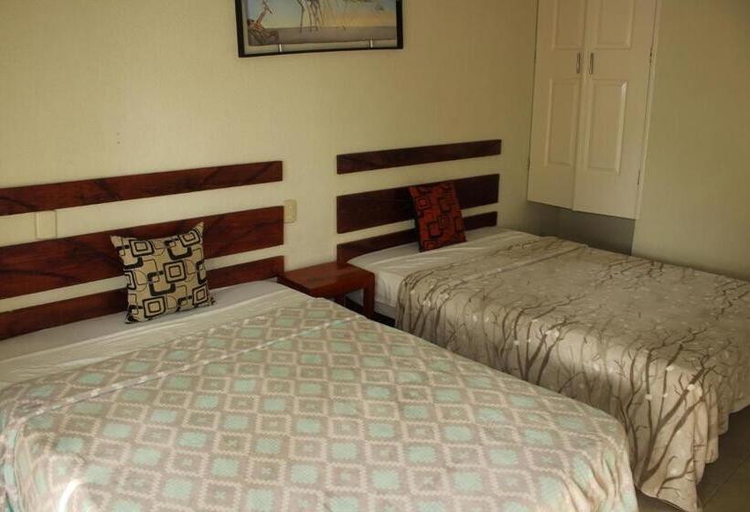 Номер Стандарт, Cascada Huasteca